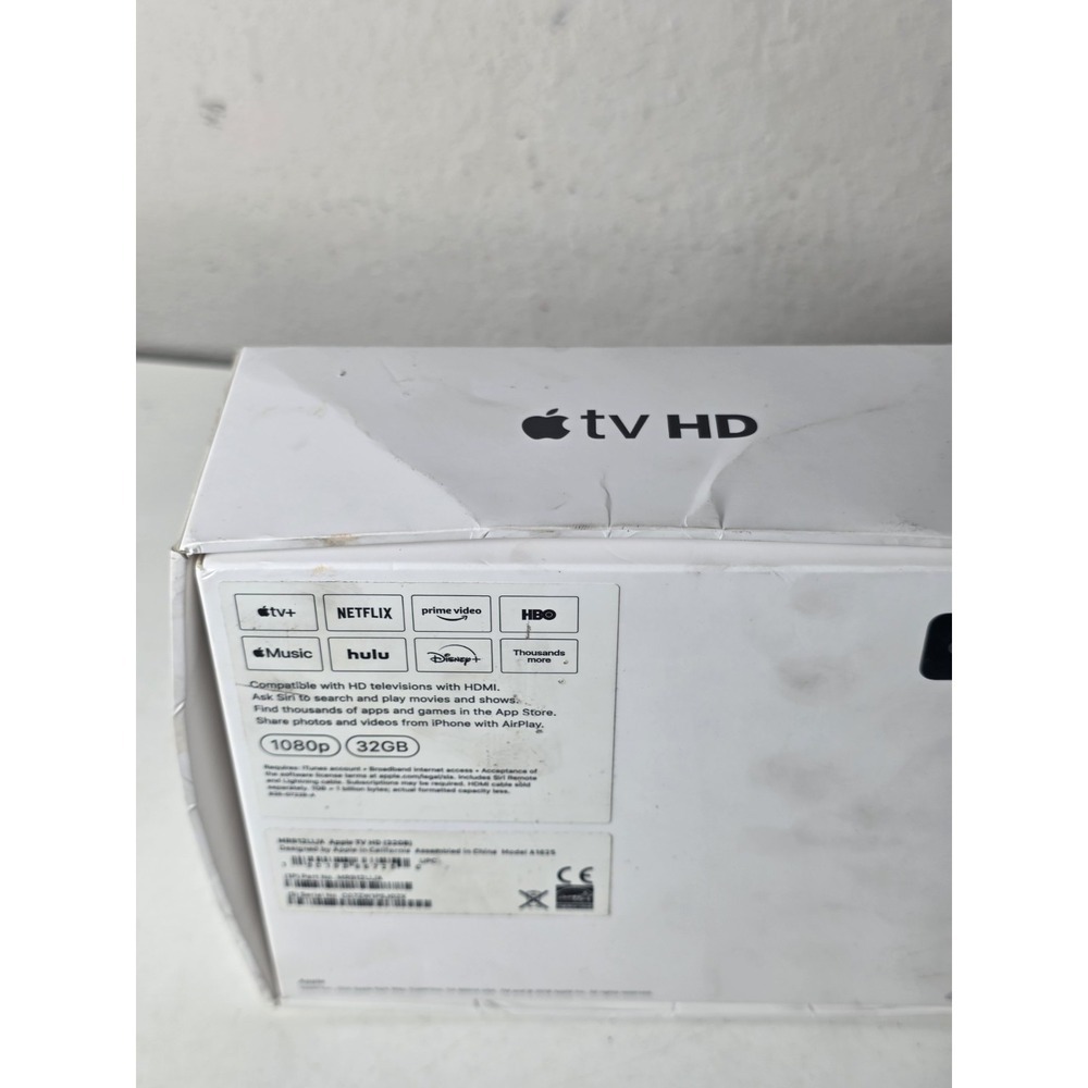 Apple TV Media Streamer Box, Black, with Remote Model A1625 - Picture 6 of 10